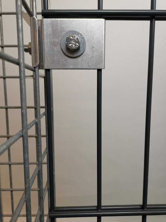 Morsetto con staffa per recinzione 5 x 5 cm per rete metallica doppia, alluminio