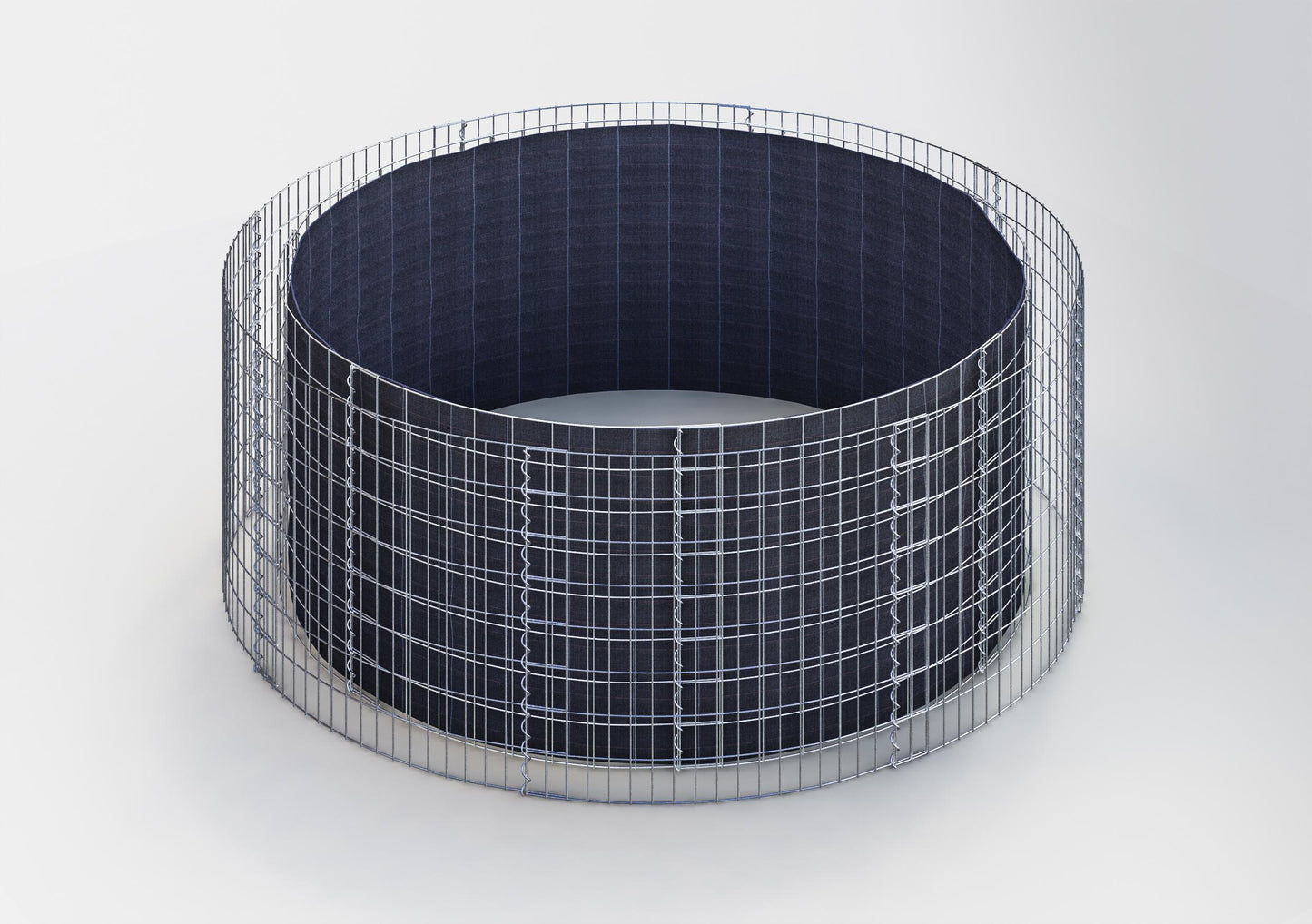 Rund upphöjd bädd, ytterdiameter 232 cm, höjd 80 cm, maskstorlek 5 x 10 cm, väggtjocklek 15 cm