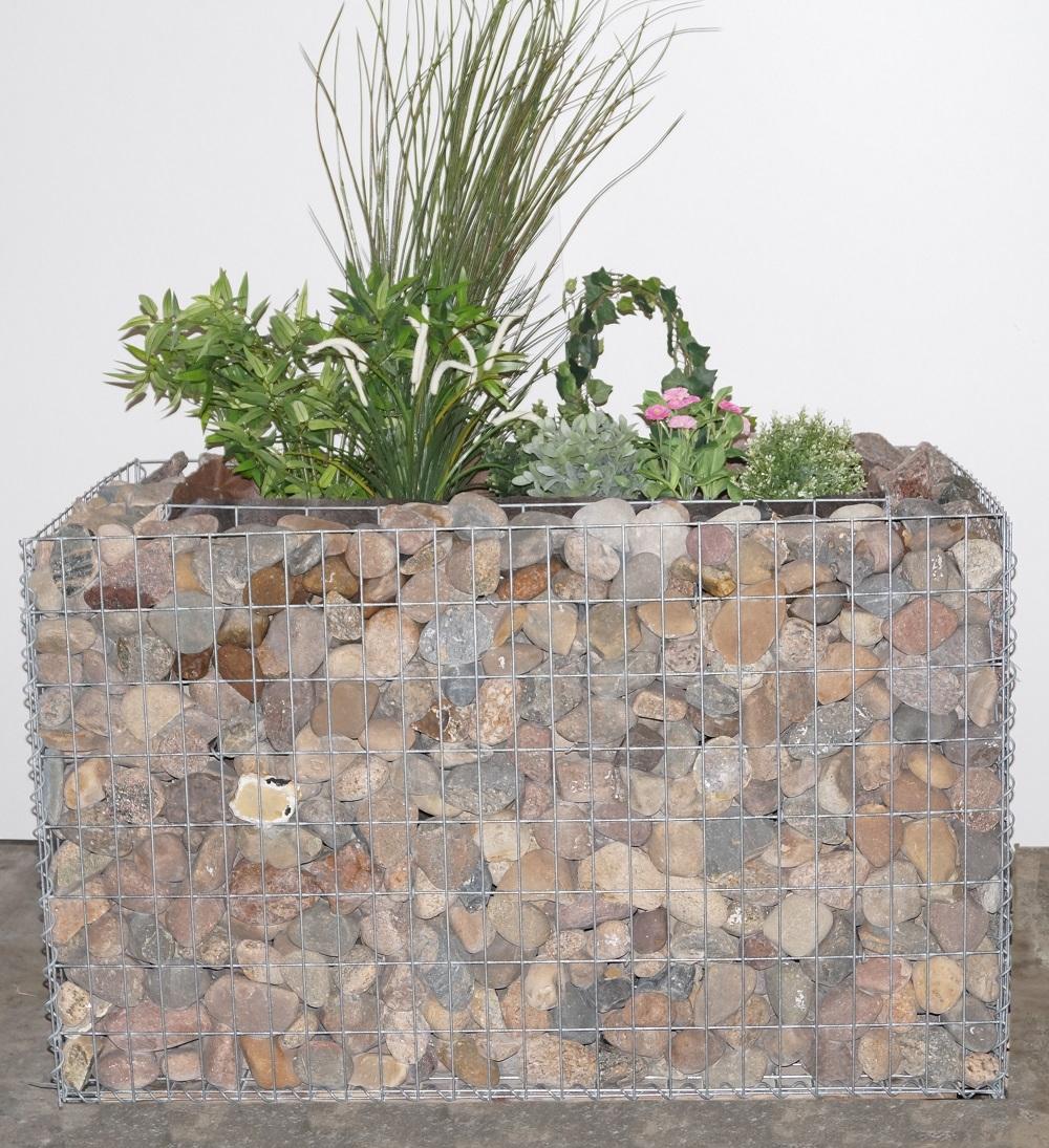 Högbädd, fyrkantig 130 cm x 80 cm x 80 cm (L x H x D), maskstorlek 5 x 10 cm, väggtjocklek 10 cm